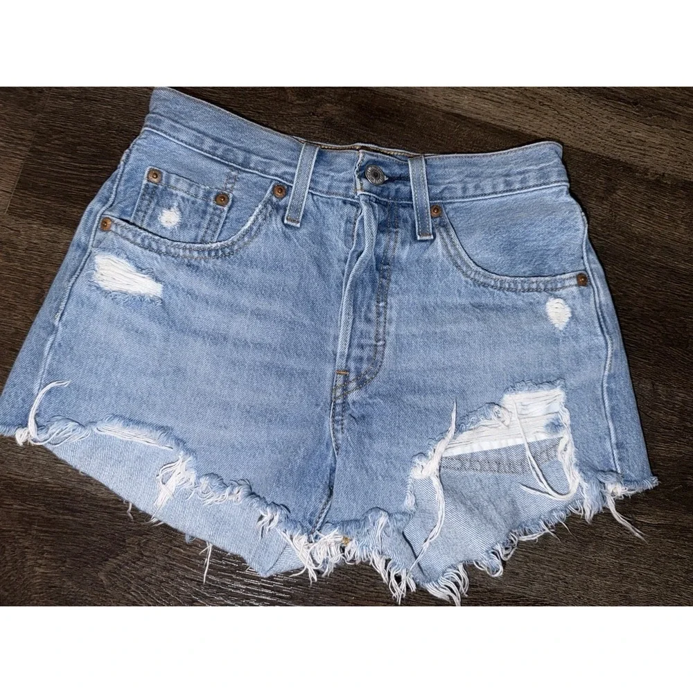 Levis Shorts Womens 24 blue Denim 501 Cut Off Premium Button Fly Size 24